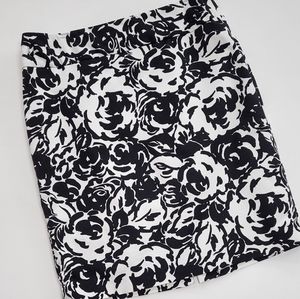 Black & White Floral Pencil Skirt